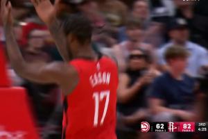 比⚽还难进！伊森终于进三分了 21天才进了2个三分！