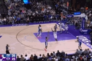 看着歪但真准！佩恩连中三分球 76人1分钟一波10-0领先