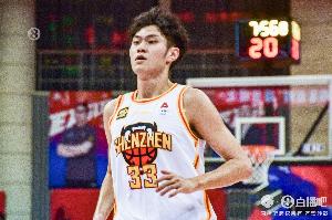 媒体人：王浩然在比赛里就得多干点事 但阵地战进攻方式还是偏少