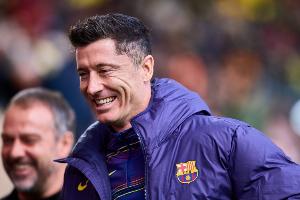 是去是留？罗马诺：巴萨考虑续约莱万1年 沙特、美职联也对他有意