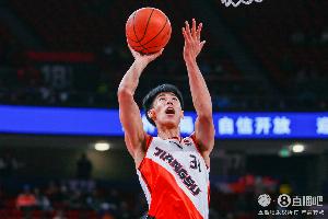 不是第一次了！吴羽佳1月25日补篮绝杀宁波&本场三分再绝杀广东