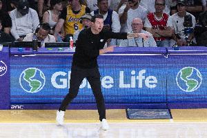 A·史密斯：湖人正在发生一些特别的事 雷迪克年度最佳教练候选人