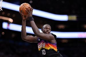 好兄弟稳定轮换！10号秀马卢阿奇出战17分钟 拿7分7板&正负值+19