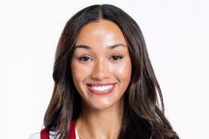 颜值真顶南加大美女后卫精致颜容刷屏网络 还砍31分率队爆冷