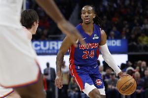 险负雷霆！詹金斯：我们本该赢下比赛 所以才格外难受