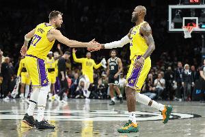 湖人背靠背迎战骑士 东契奇解禁！詹姆斯出战成疑 斯玛特缺席