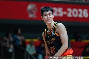 老六真滴六！庞峥麟半场不到17分钟 10中8&三分3中2轰下18分