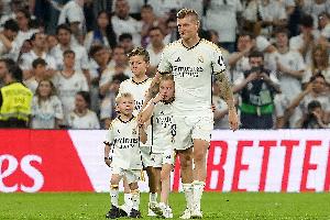 退役2年了！阿斯：皇马明确下赛季让克罗斯回归，职位和形式待定